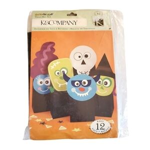 M01 * K&Company Spooktacular Halloween Treat Bag Craft Kit